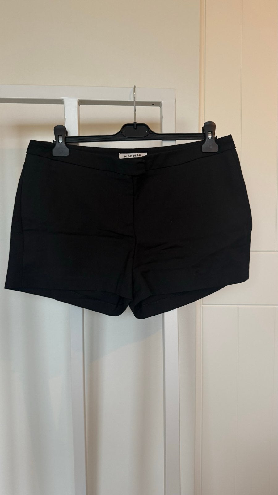 NAFNAF korte broek dames maat 42 zo goed als nieuw, Kleding | Dames, Kort, Zwart, Maat 42/44 (L), Ophalen of Verzenden