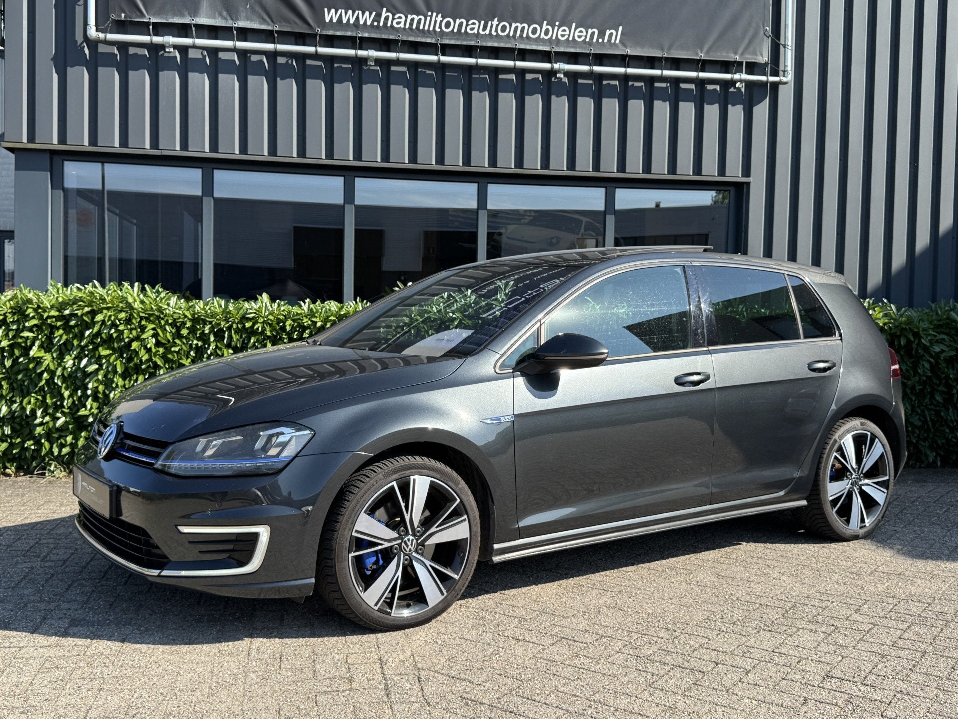 Volkswagen Golf 7 GTE 1.4 TSI 204pk Hybride Panoramadak NL A, Stof, Gebruikt, 4 cilinders, Origineel Nederlands