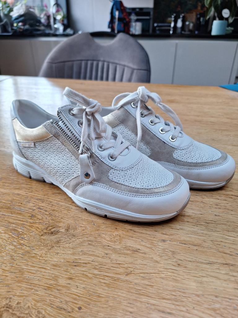Mephisto Runoff sneakers maat 38,5, Kleding | Dames, Schoenen, Mephisto, Wit, Ophalen of Verzenden, Sneakers of Gympen