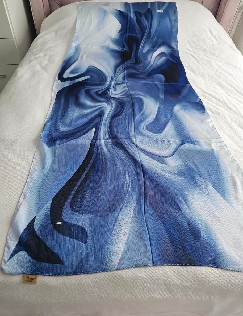 Picasso
MiLANO Grote stierensjaal, Ophalen of Verzenden, Zo goed als nieuw, Maat 46/48 (XL) of groter