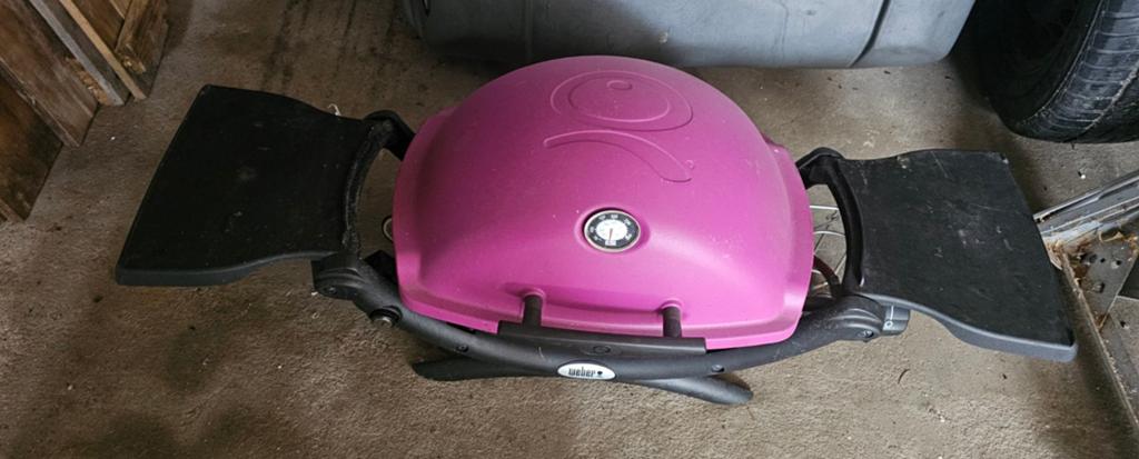 Weber Q1200 inclusief onderstel, Tuin en Terras, Gasbarbecues, Ophalen of Verzenden, Gebruikt