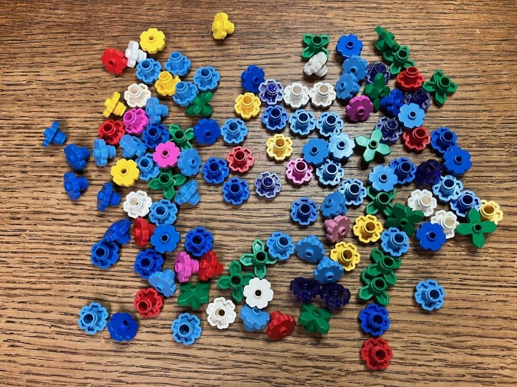 Lot LEGO 120 Bloemen en planten in diverse kleuren, Ophalen of Verzenden, Gebruikt, Losse stenen, Lego