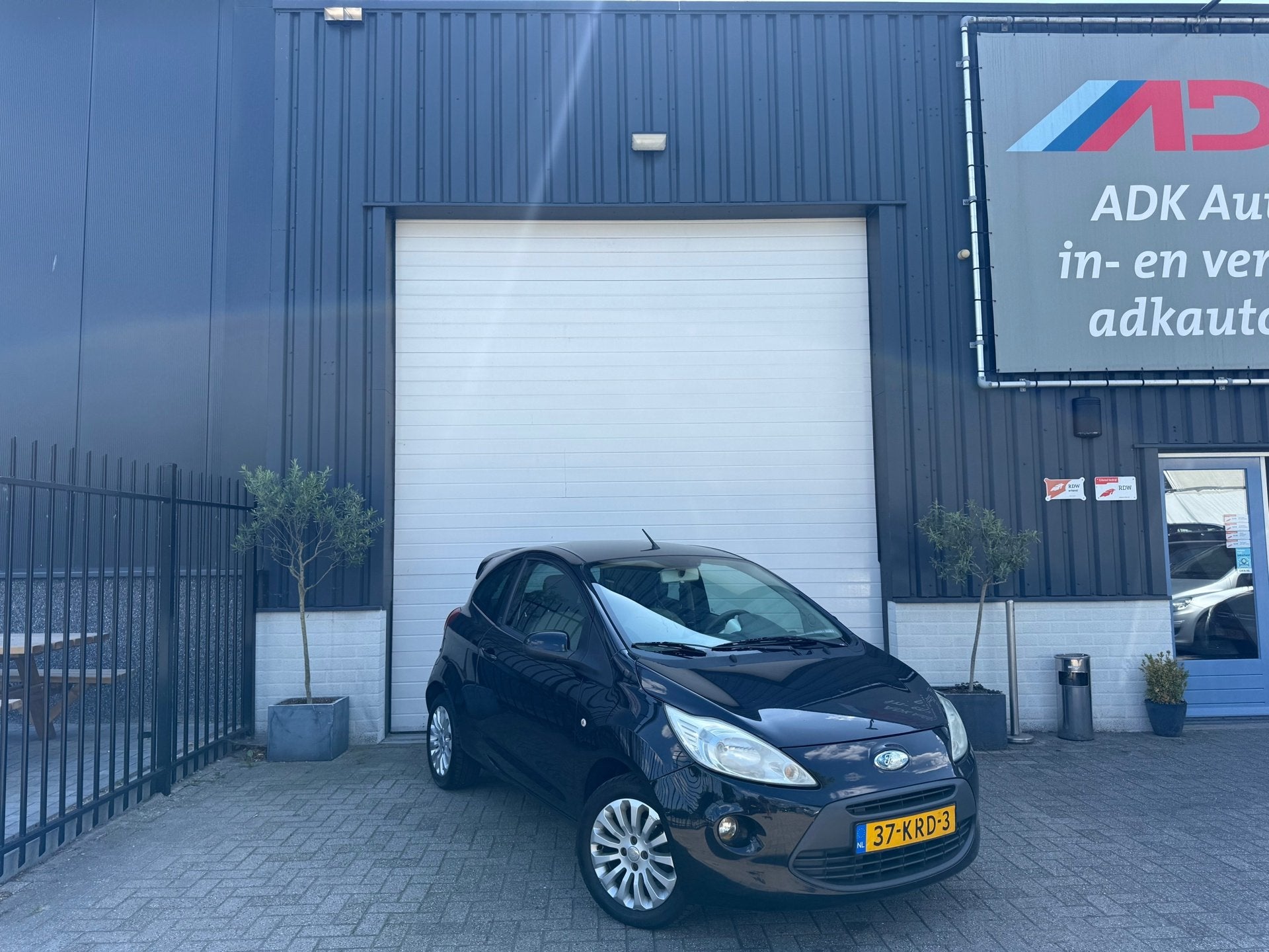 Ford Ka 1.2 Titanium AIRCO/LM VELGEN/LEUKE AUTO, Auto's, Voorwielaandrijving, Stof, 1242 cc, 4 cilinders