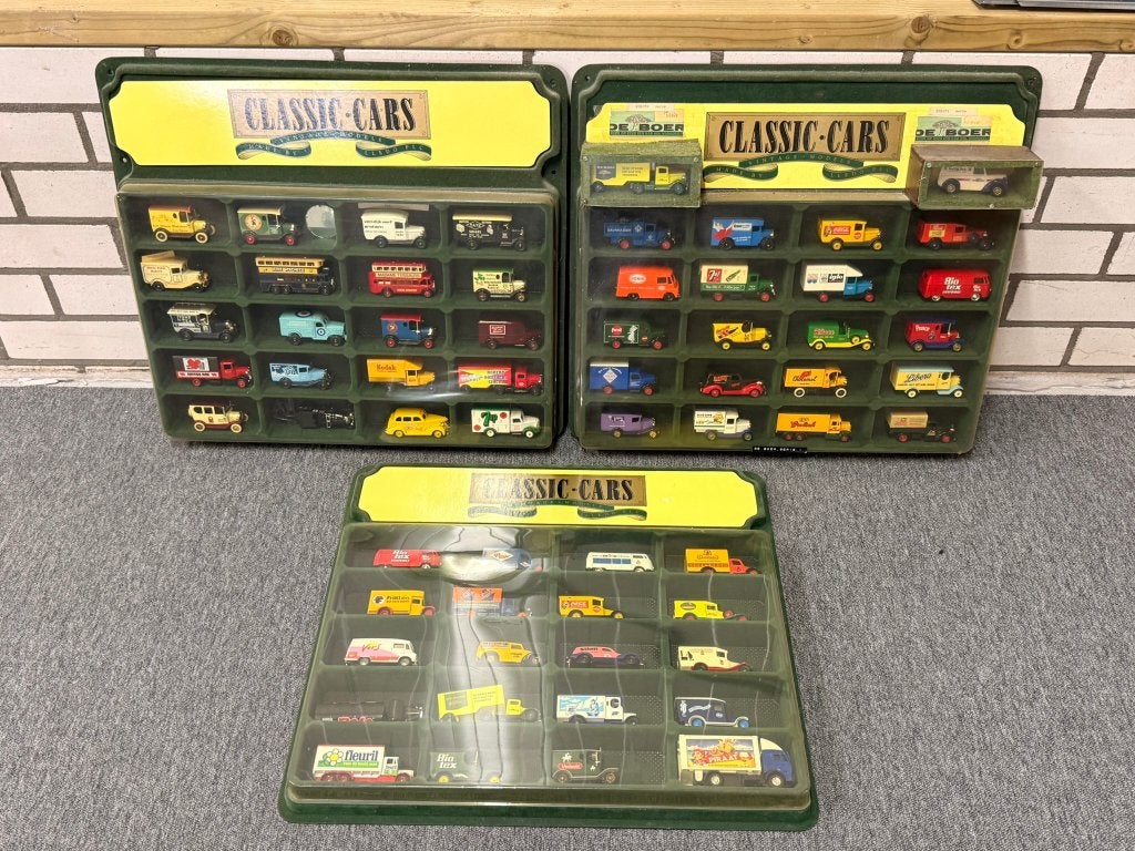 3x Lledo Classic Cars winkel/verzamel displays + modellen, Hobby en Vrije tijd, Gebruikt, Auto, 8124AD Wesepe, Info@dinkytoysinkoop.nl