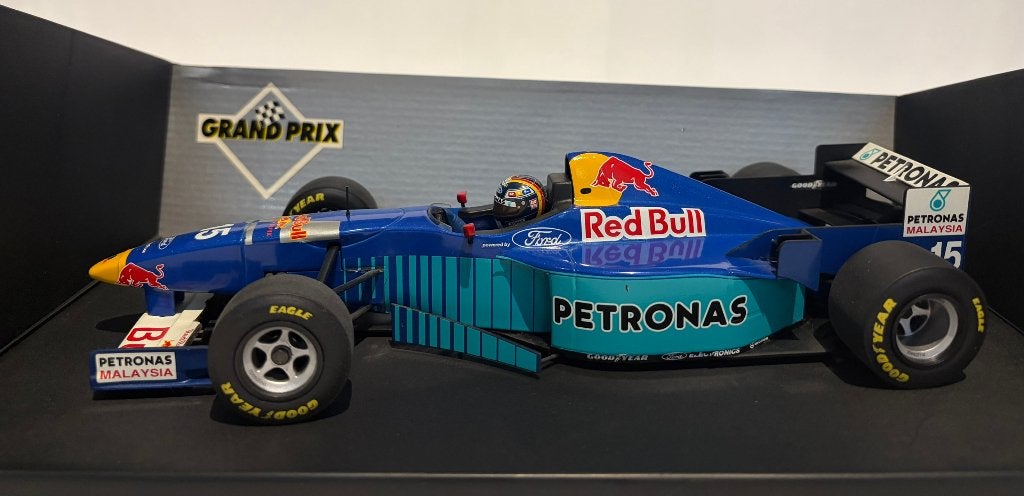 Heinz-Harald Frentzen 1996 1:18 Formule 1 + mini helm, Ophalen of Verzenden, Zo goed als nieuw, Auto, MiniChamps