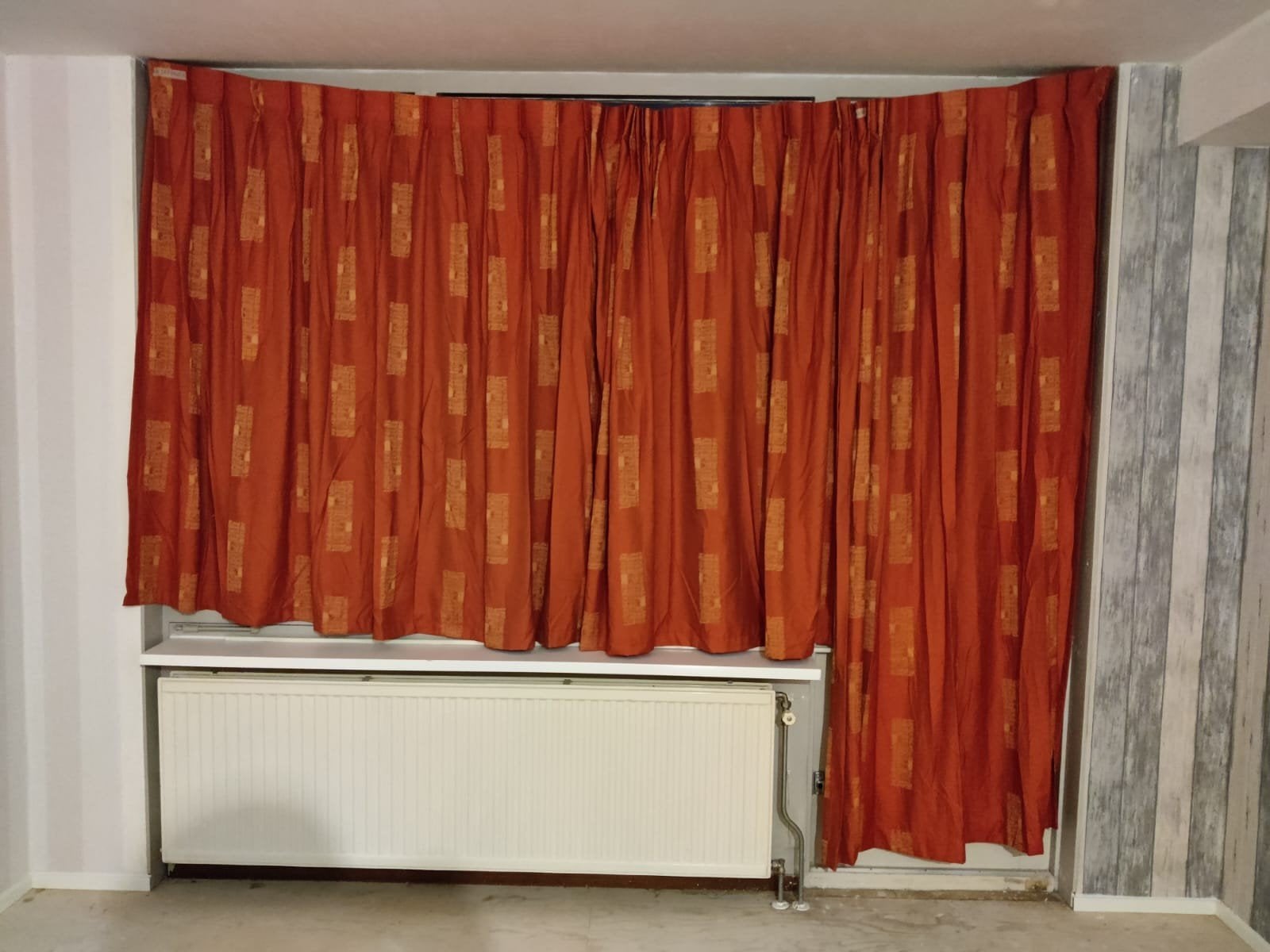 Rood/oranje gordijnen met patroon - De Ster, Ophalen, Gebruikt, Rood, Polyester