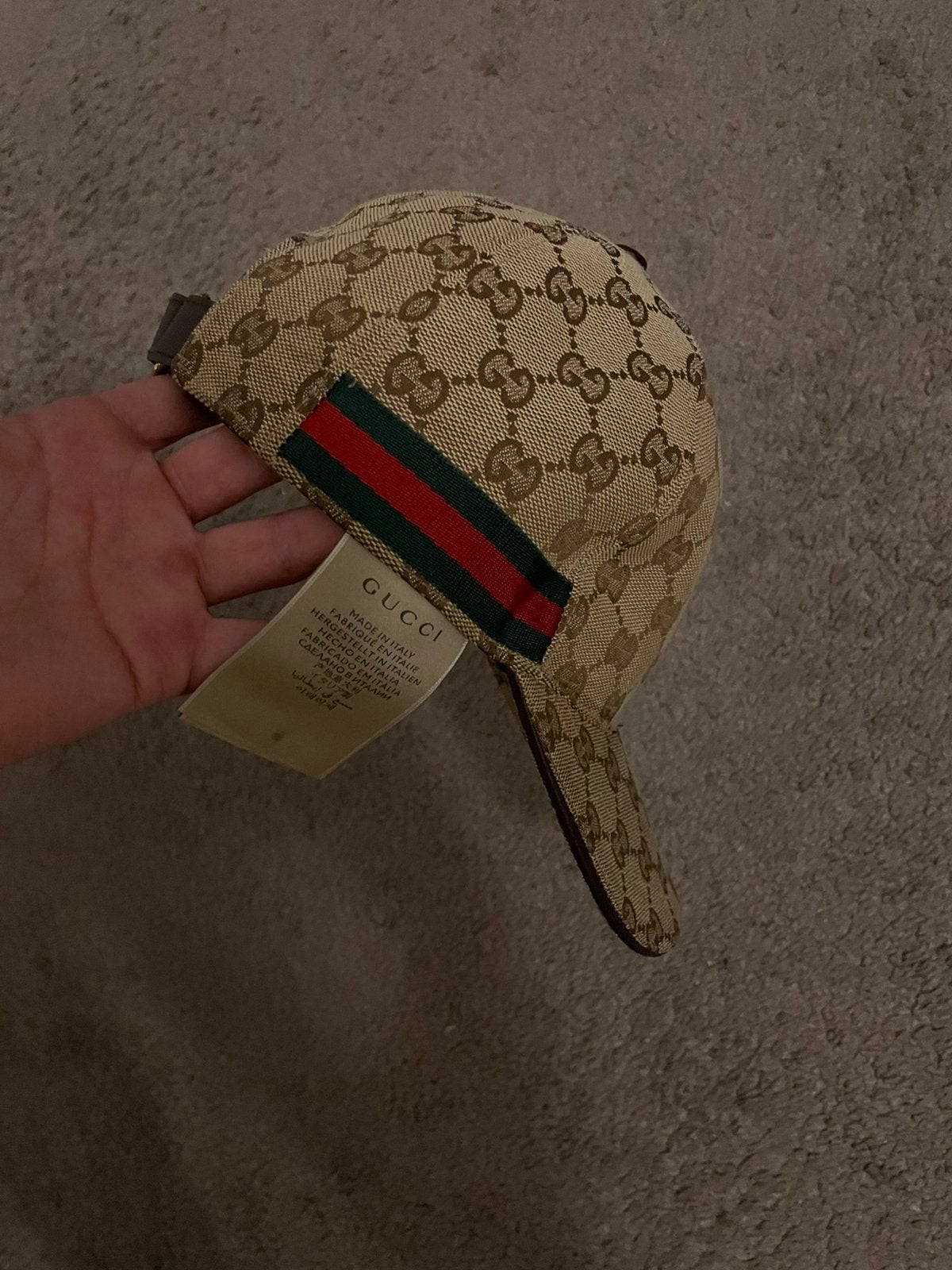 Gucci pet, Kleding | Dames, Ophalen of Verzenden, Zo goed als nieuw, One size fits all