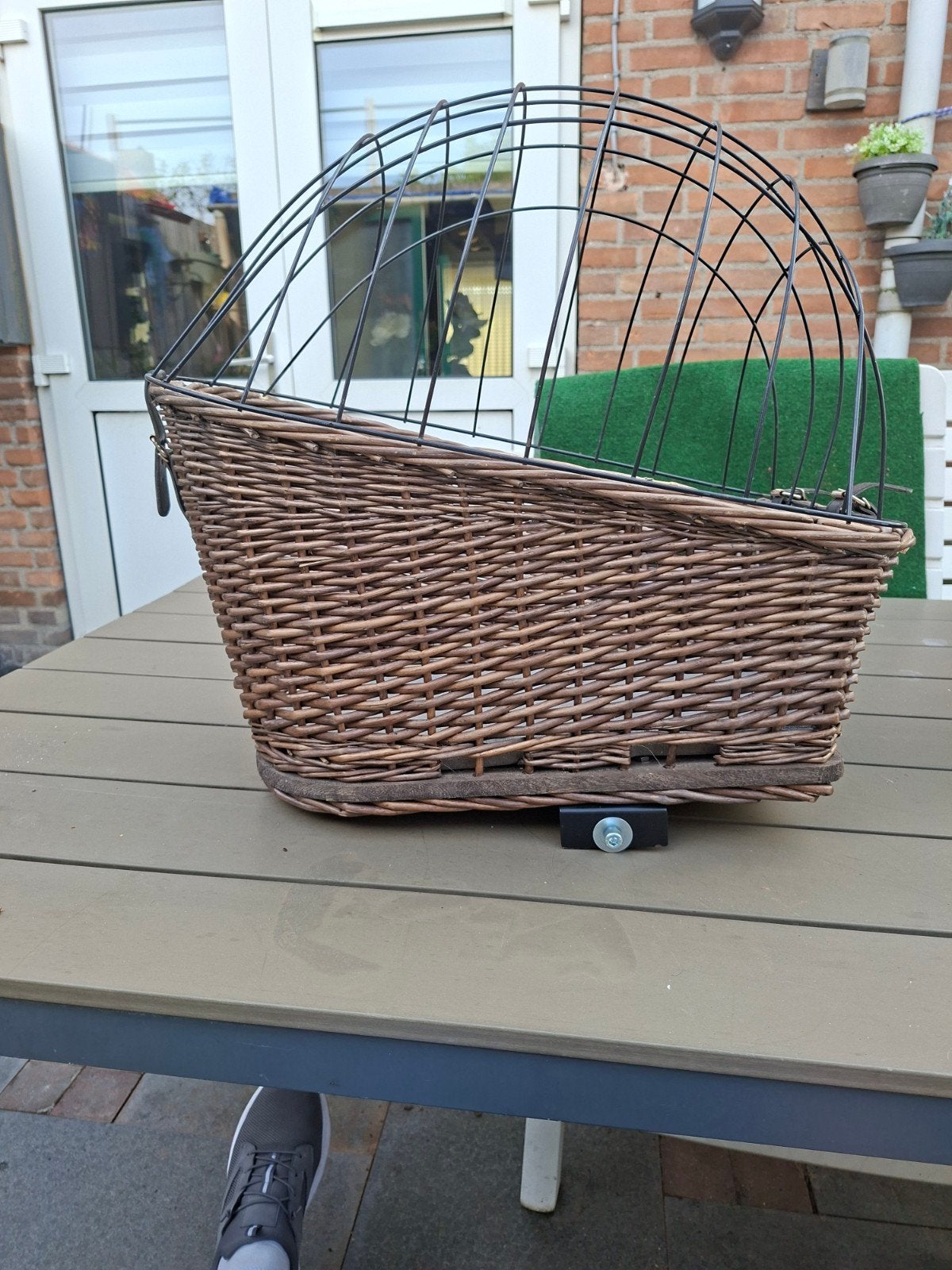 Honden fietsmand - rieten mand met tralies, Fietsen en Brommers, Fietsaccessoires | Aanhangers en Karren, Ophalen of Verzenden
