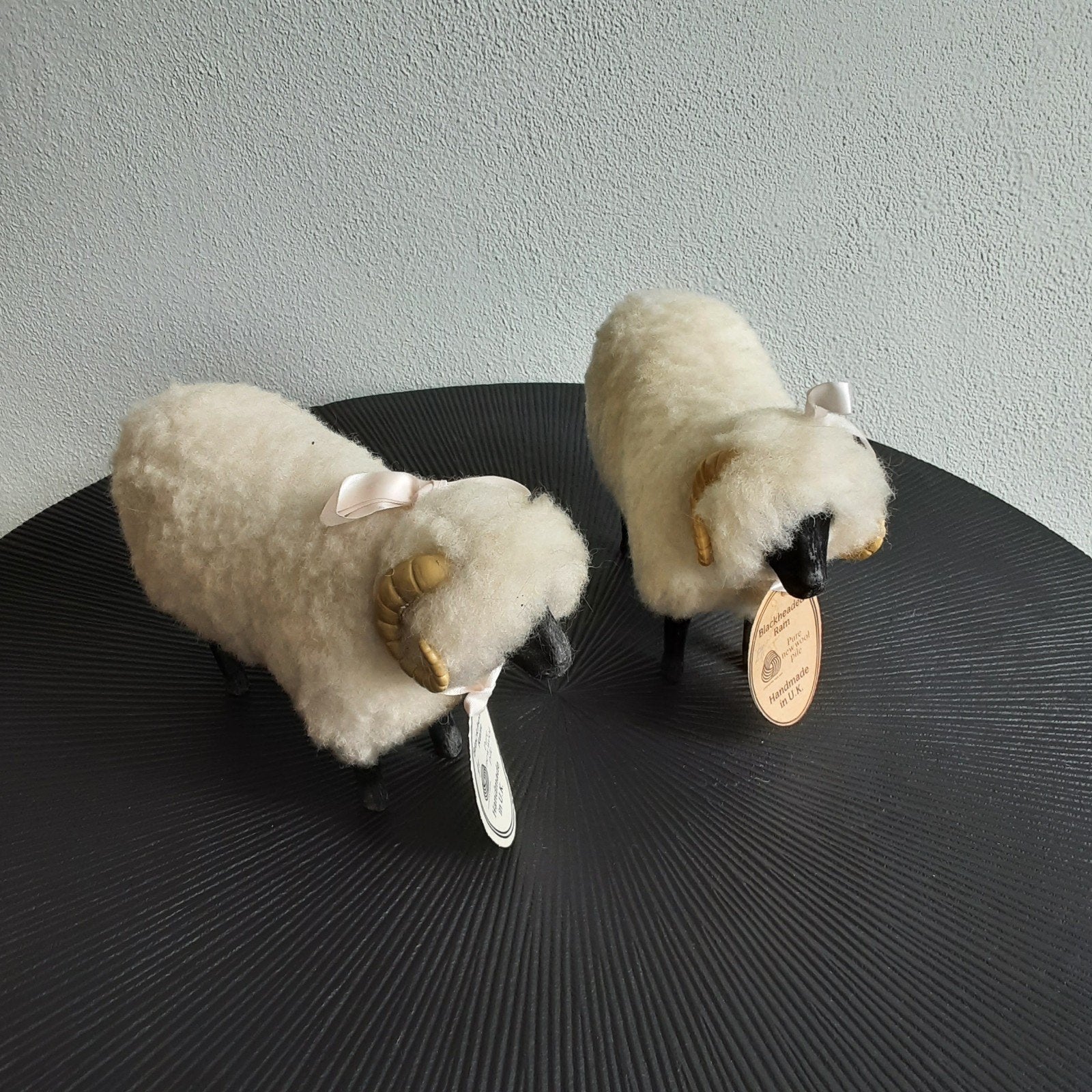 Vintage schapenbeeldjes - Blackheaded Barn, handgemaakt, Ophalen, Vintage, Zo goed als nieuw, Natuurlijk materiaal