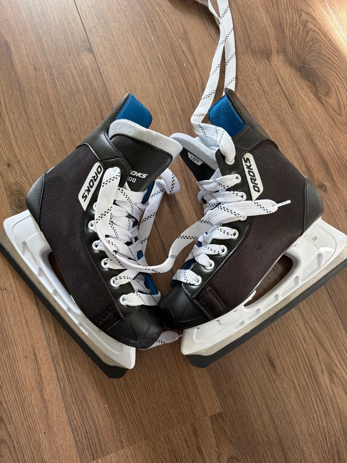 Ongebruikte ijshockey schaatsen, maat 39, Ophalen of Verzenden, Nieuw, IJshockeyschaatsen, Overige merken