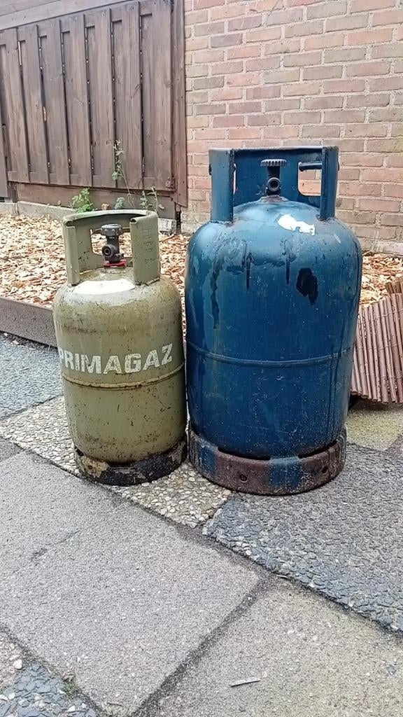 Lege gasflessen (Primagaz en blauwe fles), Ophalen, Gebruikt