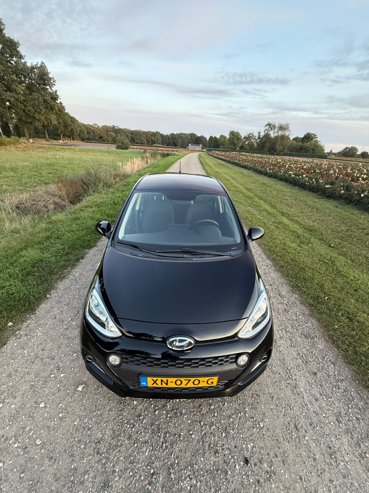 Foto 10 van Hyundai i10 1.0i 66pk 2019 Zwart