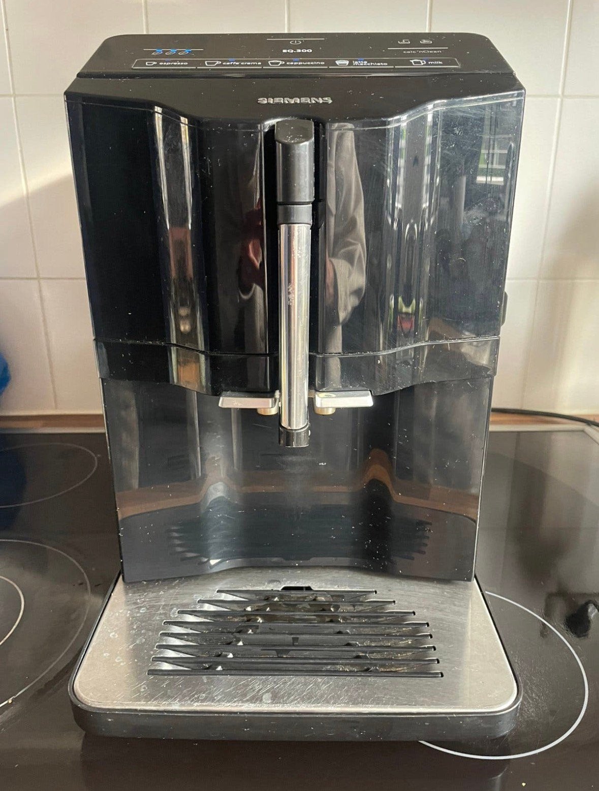 Siemens EQ-300, Witgoed en Apparatuur, Ophalen of Verzenden, Zo goed als nieuw, Koffiemachine, Koffiebonen