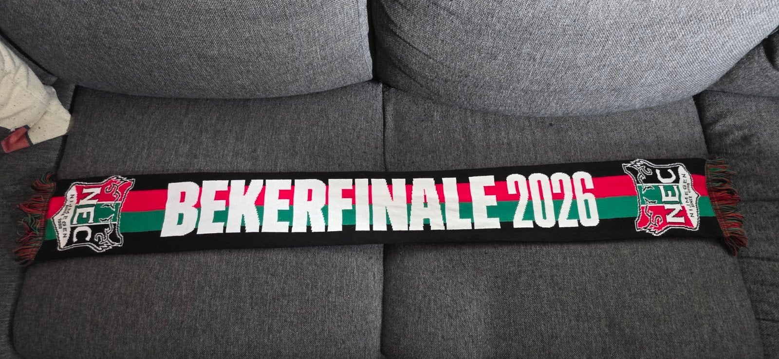 SJAAL - NEC Nijmegen, Bekerfinale 2026, Ophalen of Verzenden, Gebruikt, Overige binnenlandse clubs, Vaantje of Sjaal