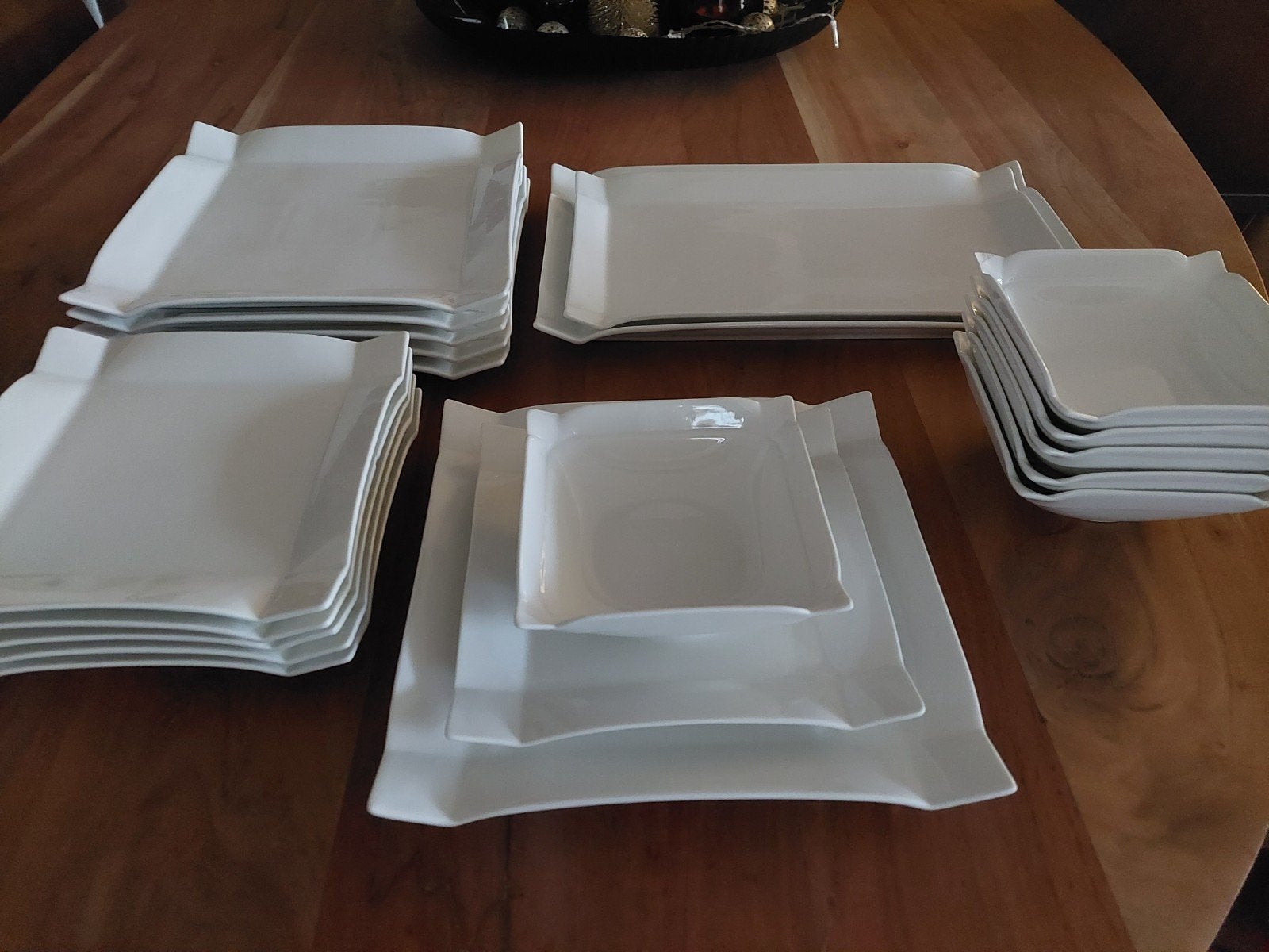 Wit Yong servies 6 persoons, Huis en Inrichting, Ophalen, Zo goed als nieuw, Overige stijlen, Aardewerk