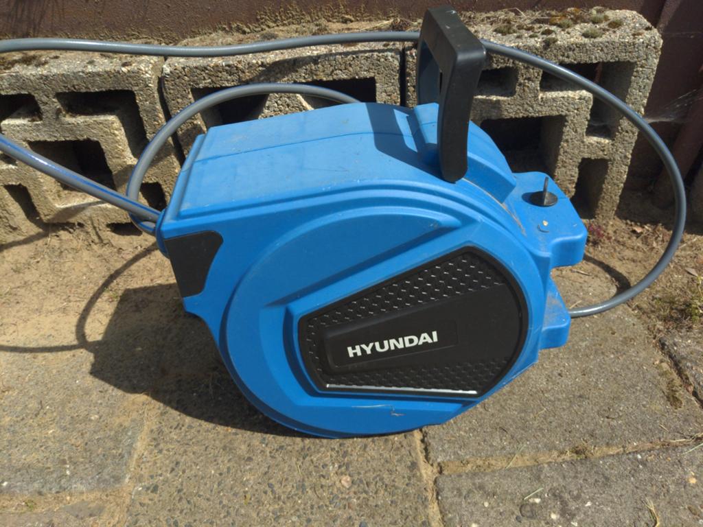 Hyundai waterslang haspel, Ophalen of Verzenden, Gebruikt, Elektrisch, Hyundai