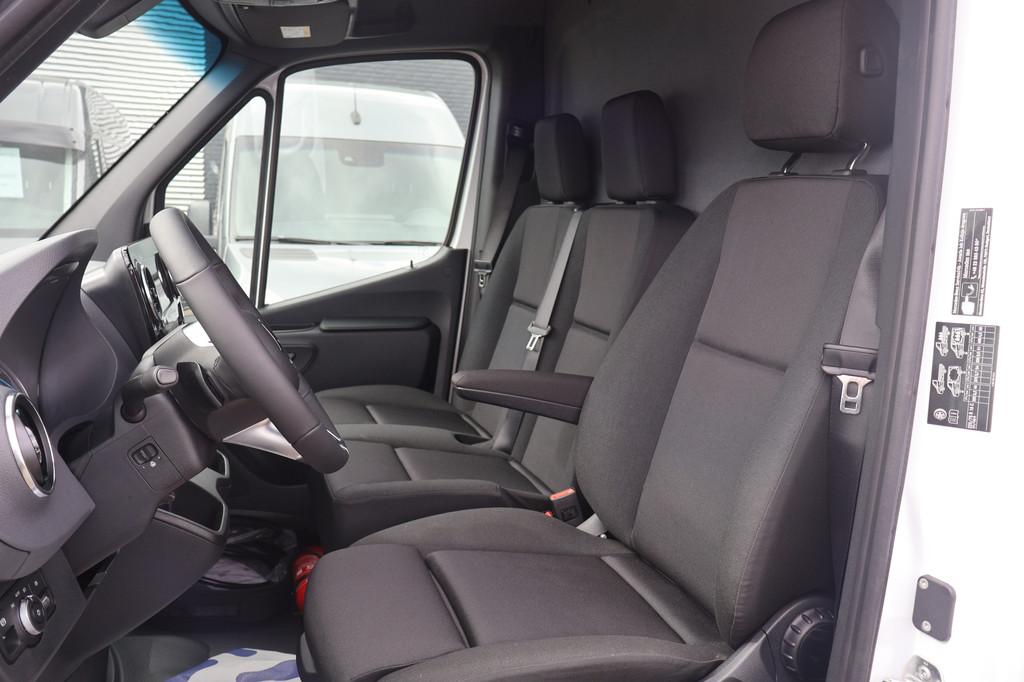 Mercedes-Benz eSprinter 320 81 KWh L2 H2 (bj 2026), Auto's, Automaat, Gebruikt, Multifunctioneel stuurwiel, 2000 kg