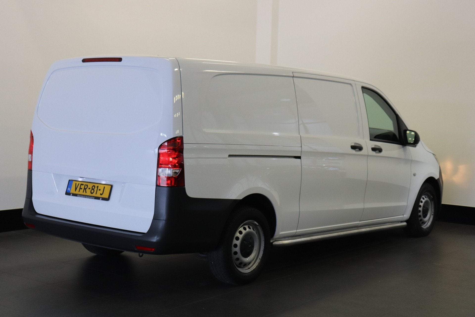 Mercedes-Benz Vito 110 CDI XL EURO 6 - Airco - Camera - €1, Voorwielaandrijving, Gebruikt, 4 cilinders, Wit