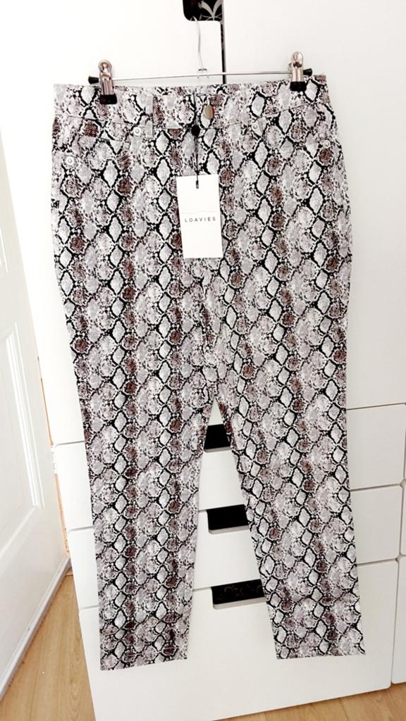 Loavies broek maat S nieuw, Verzenden, Nieuw, Maat 36 (S), Lang