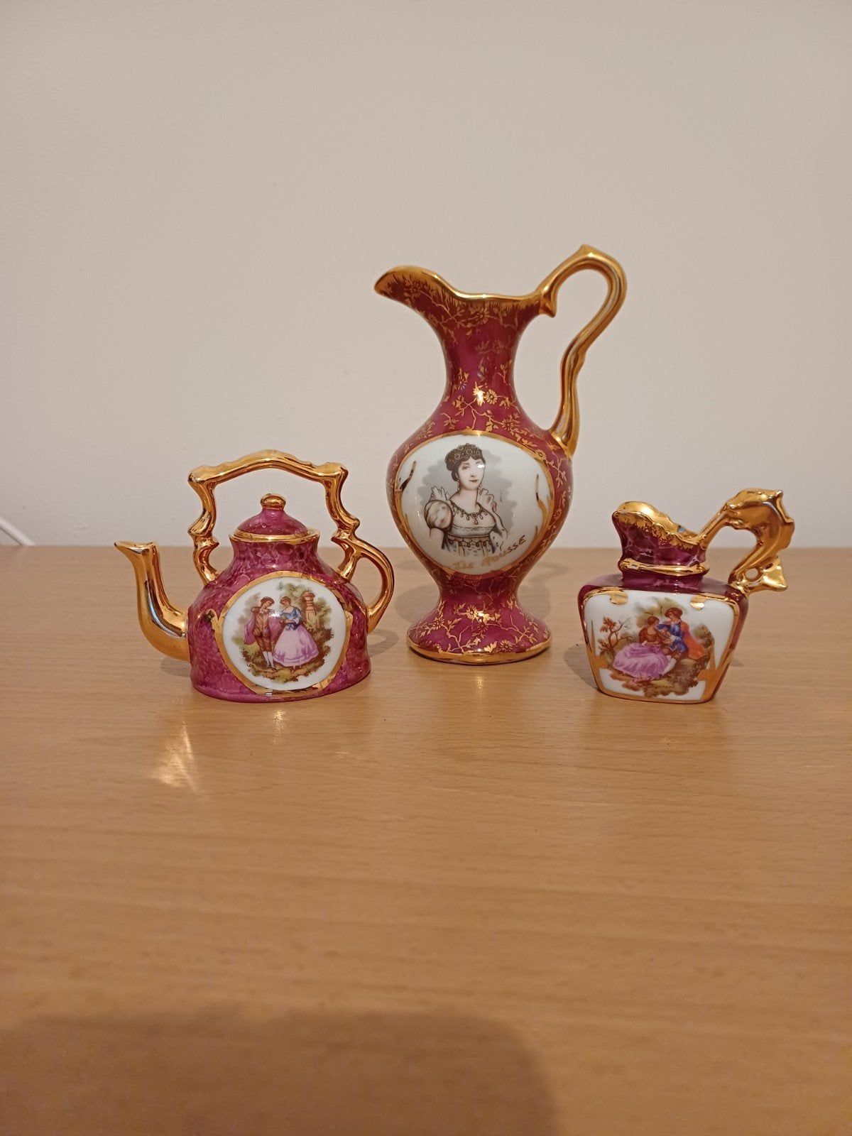 Limoges Porseleinen Miniatuur Set - Theepot, Kan, Melkkan, Ophalen of Verzenden