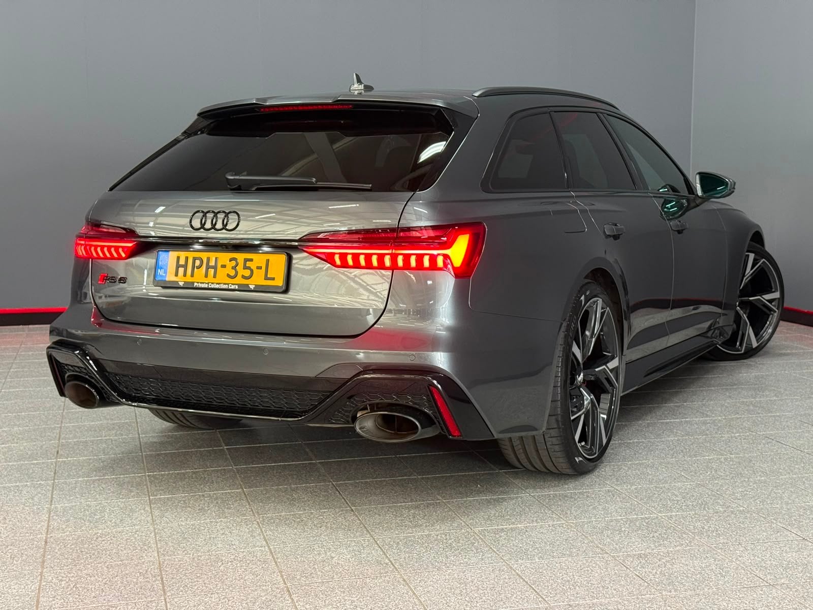 Audi RS6 TFSI quattro HUD | Trekhaak | Pano | Keramisch, Automaat, Dealer onderhouden, Gebruikt, 600 pk