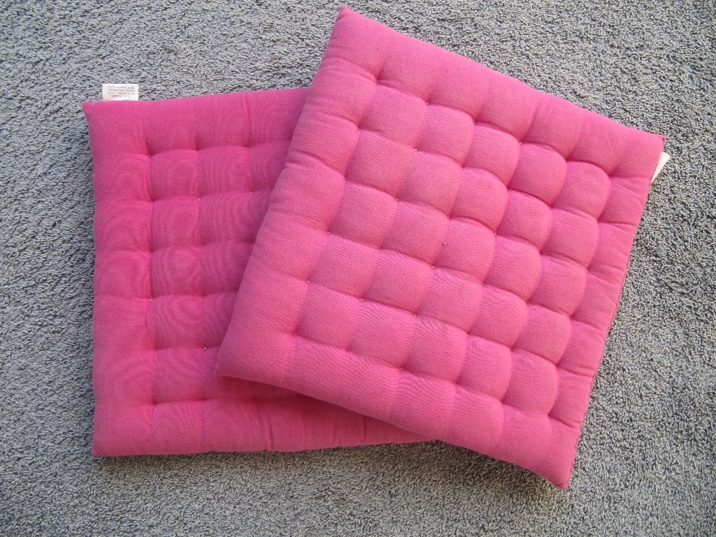 Twee zitkussens roze, Ophalen, Zo goed als nieuw