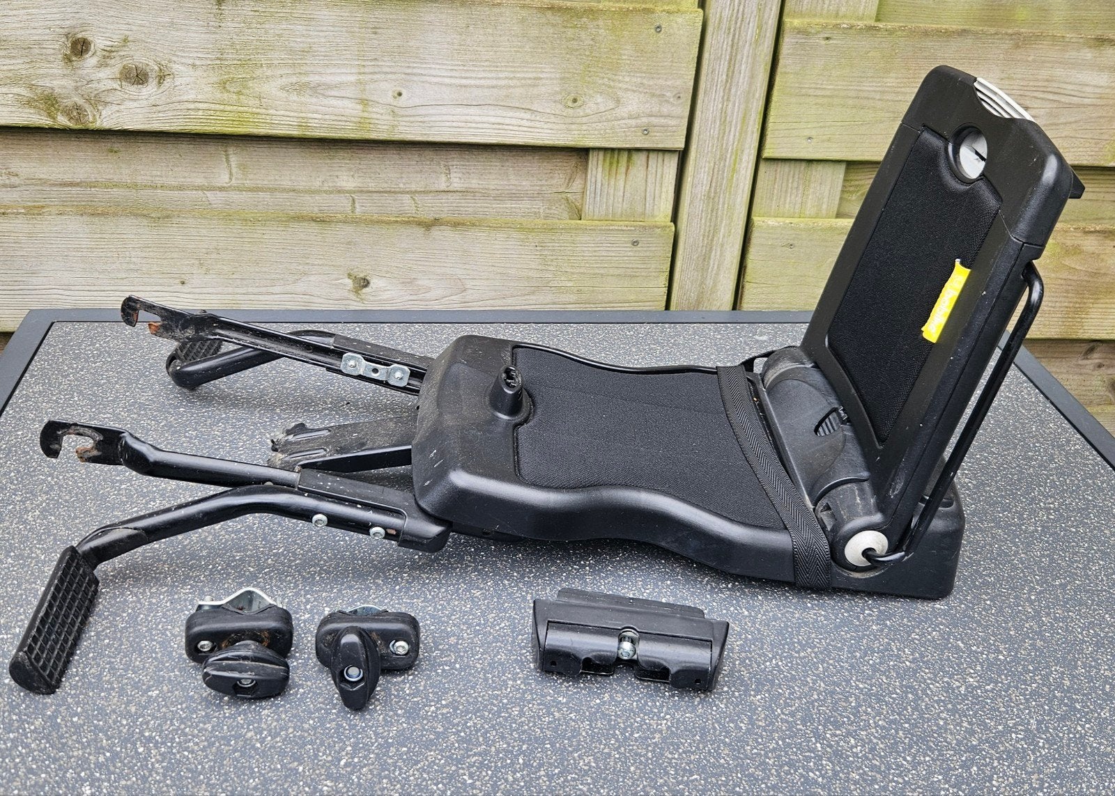 Achterzitje Bobike Junior zwart, Ophalen