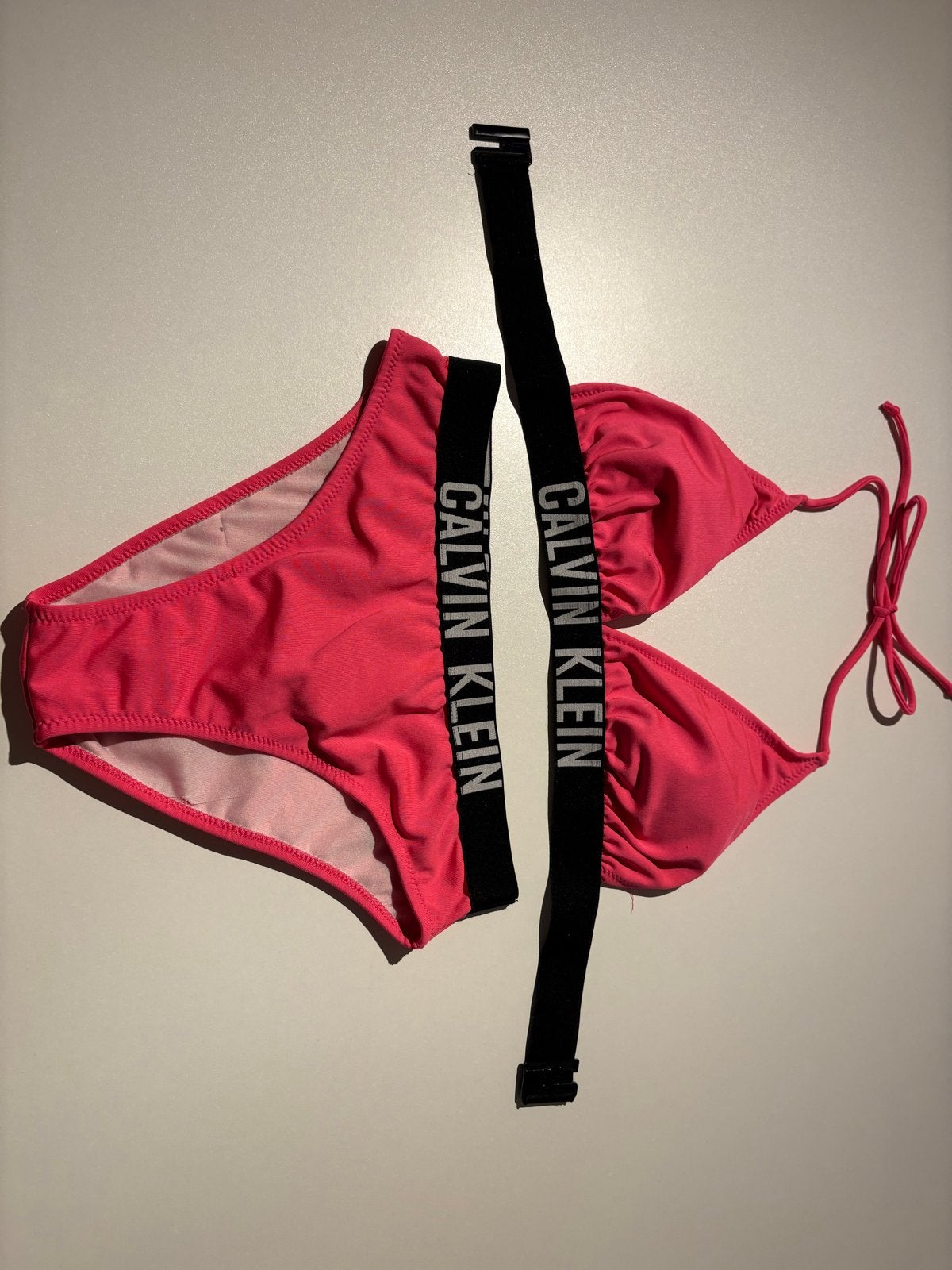 Calvin Klein bikini felroze maat M (niet origineel), Kleding | Dames, Ophalen of Verzenden, Gedragen, Roze, Bikini