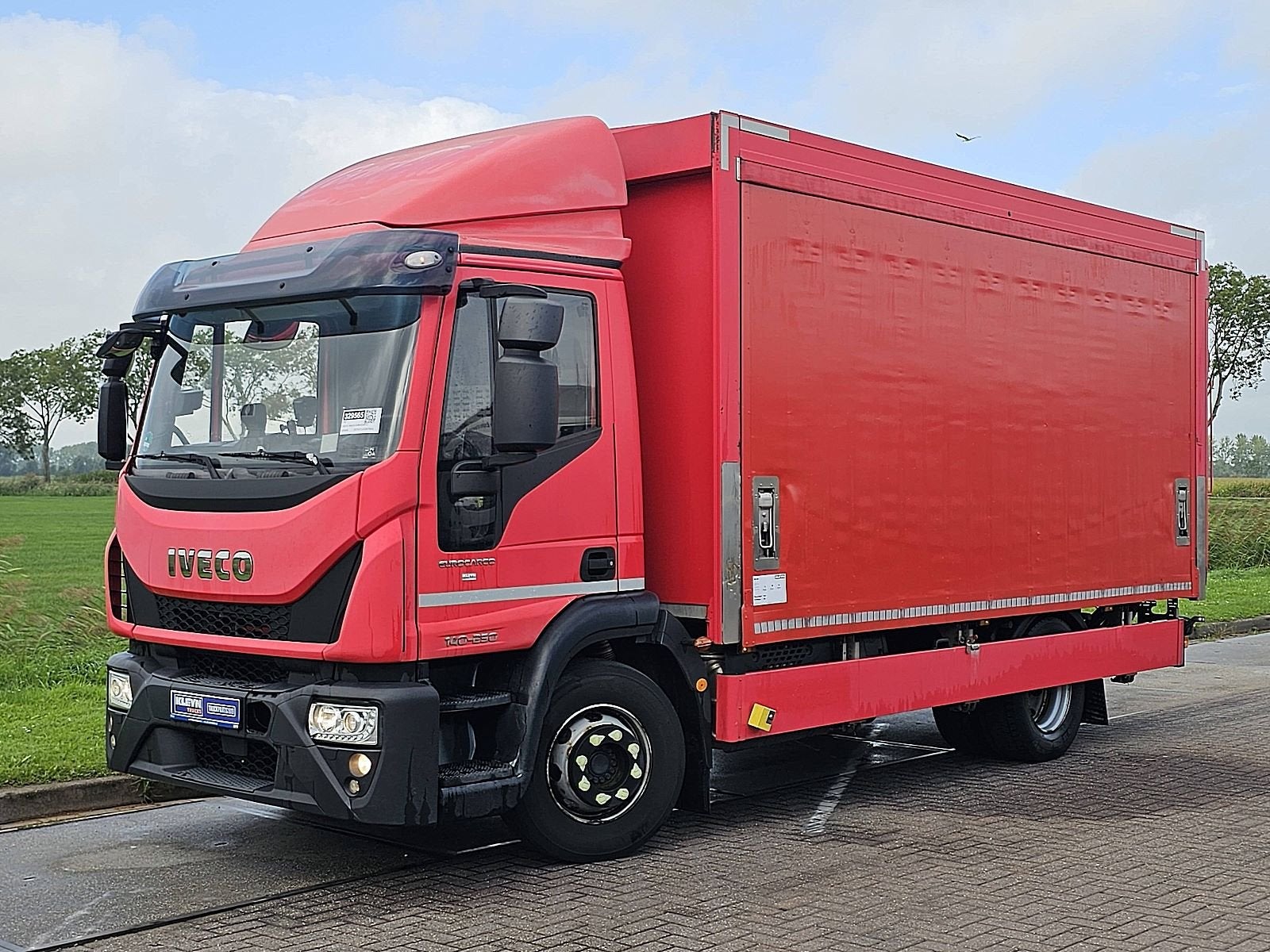 IVECO 140E25 EUROCARGO airco taillift, Automaat, Euro 6, Bedrijf, Diesel
