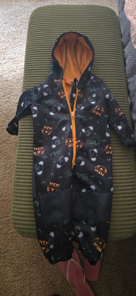Jumpsuit met capuchon en dierenprint - maat 74/80, Kinderen en Baby's, Babykleding | Maat 74, Gebruikt, Jongetje of Meisje, Ophalen of Verzenden