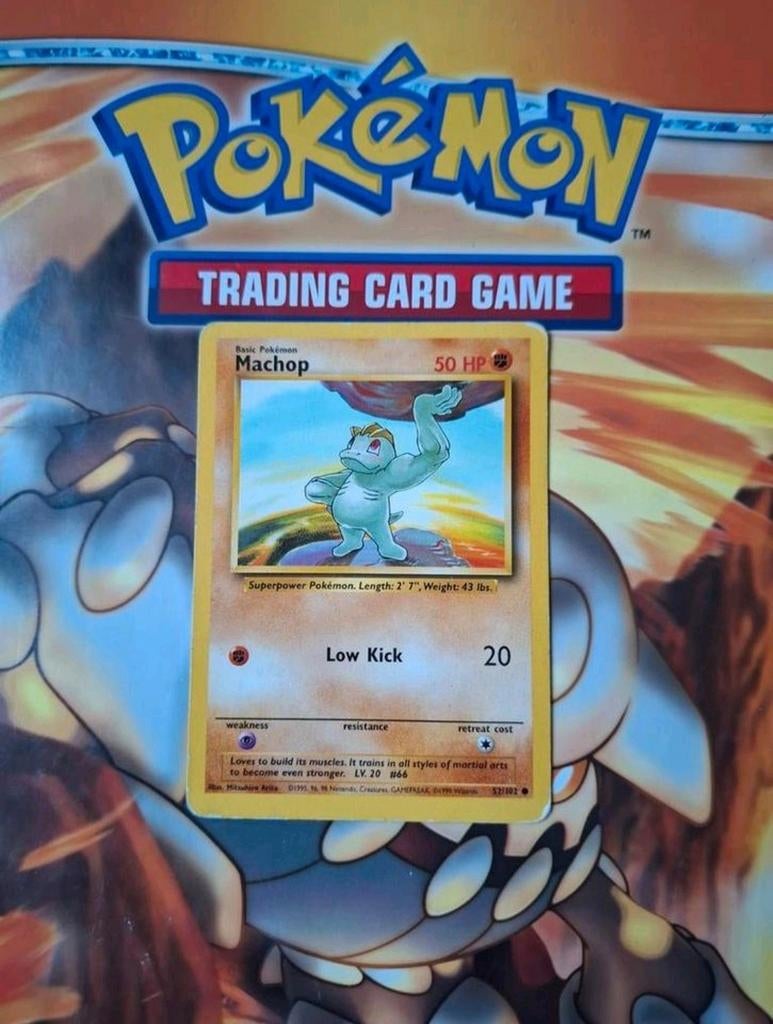 Machop 52/102 Base set pokemon kaart Engels, Ophalen of Verzenden, Gebruikt, Losse kaart