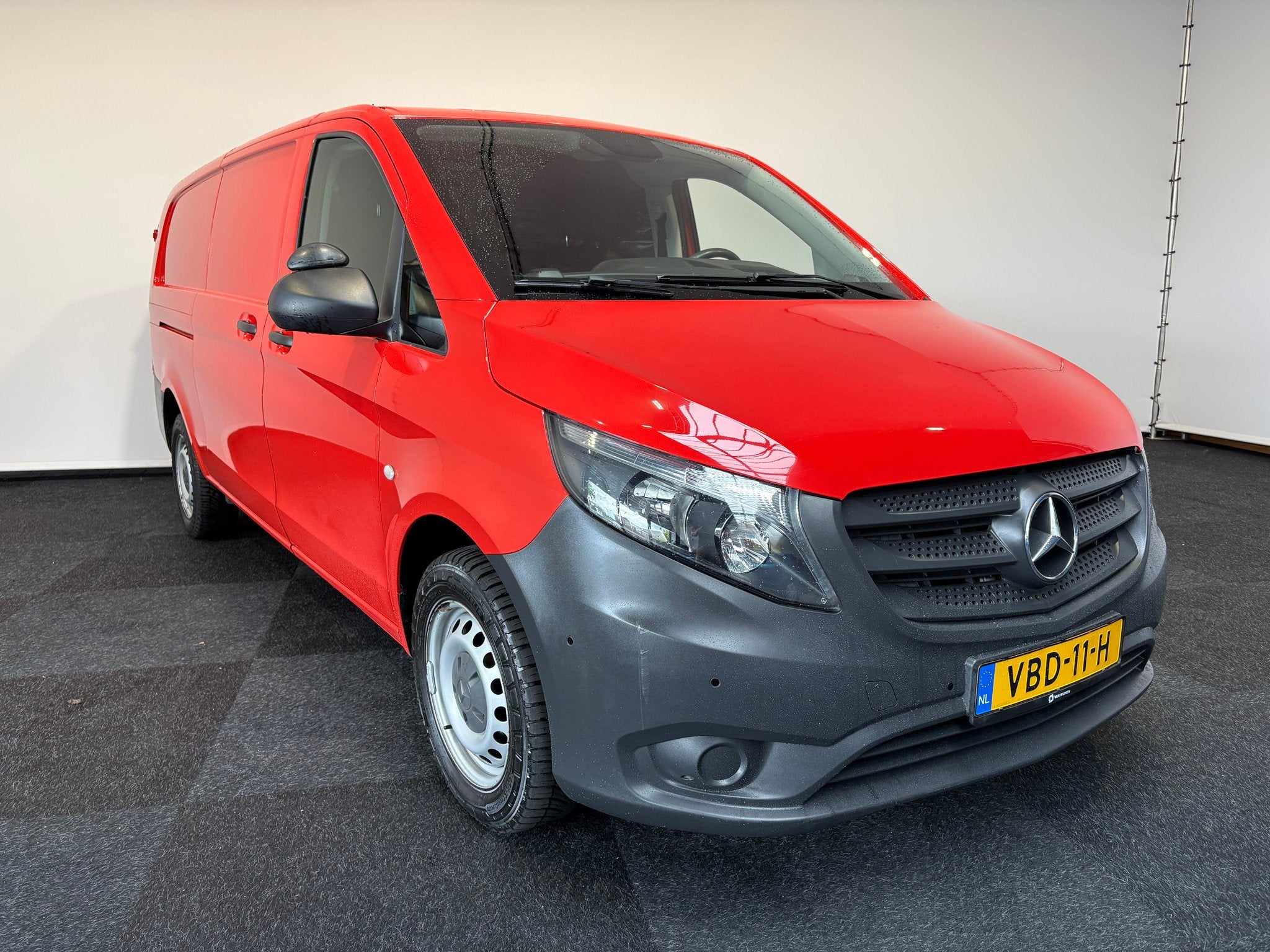 Mercedes-Benz Vito Vito XL 114 CDI Airco navigatie trekhaak, Auto's, Bestelauto's, Gebruikt, Euro 6, 4 cilinders, Bedrijf