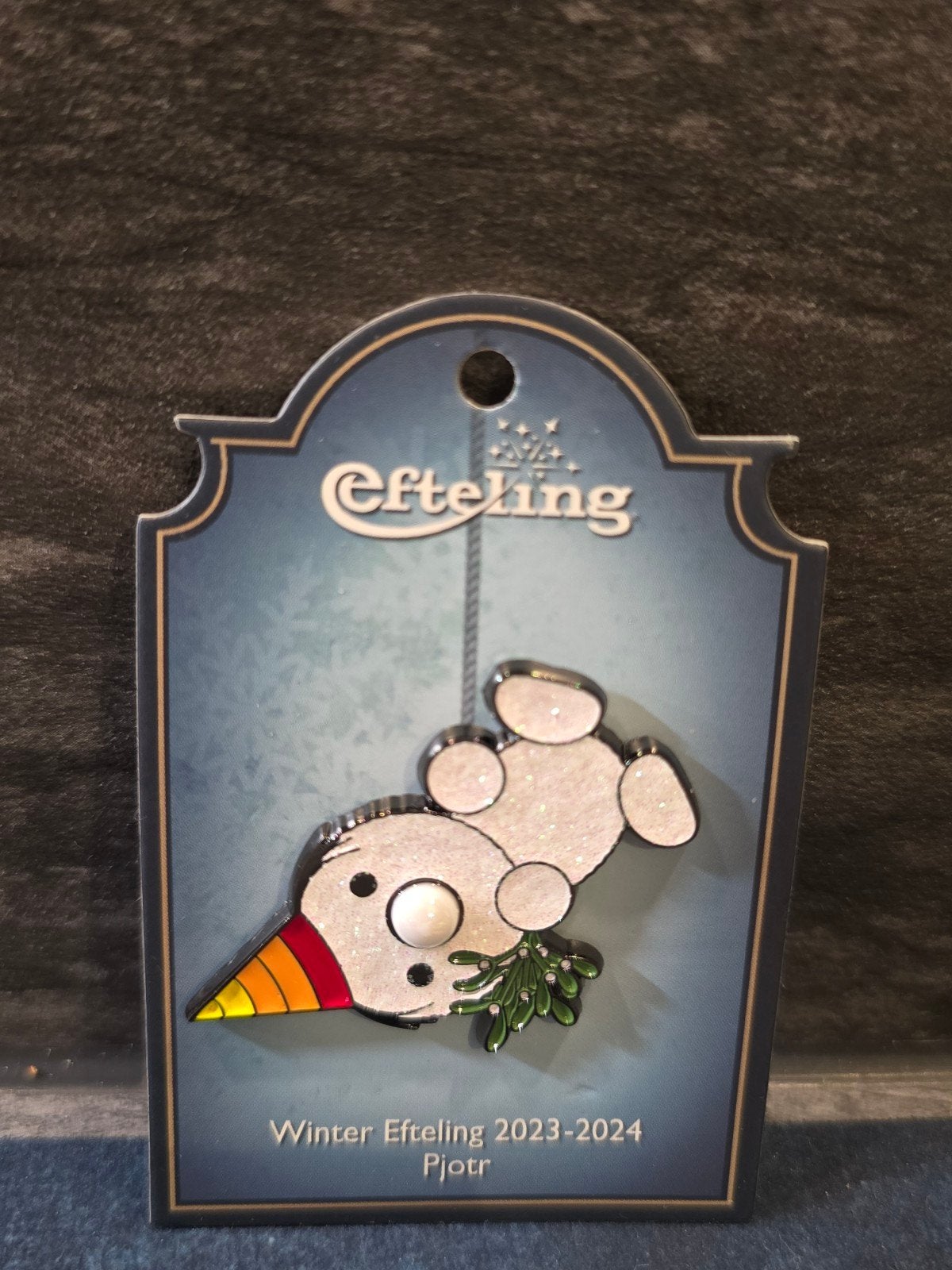 Efteling Pin - Winter Efteling Pjotr 2023-2024, Ophalen of Verzenden, Nieuw, Button of Speldje