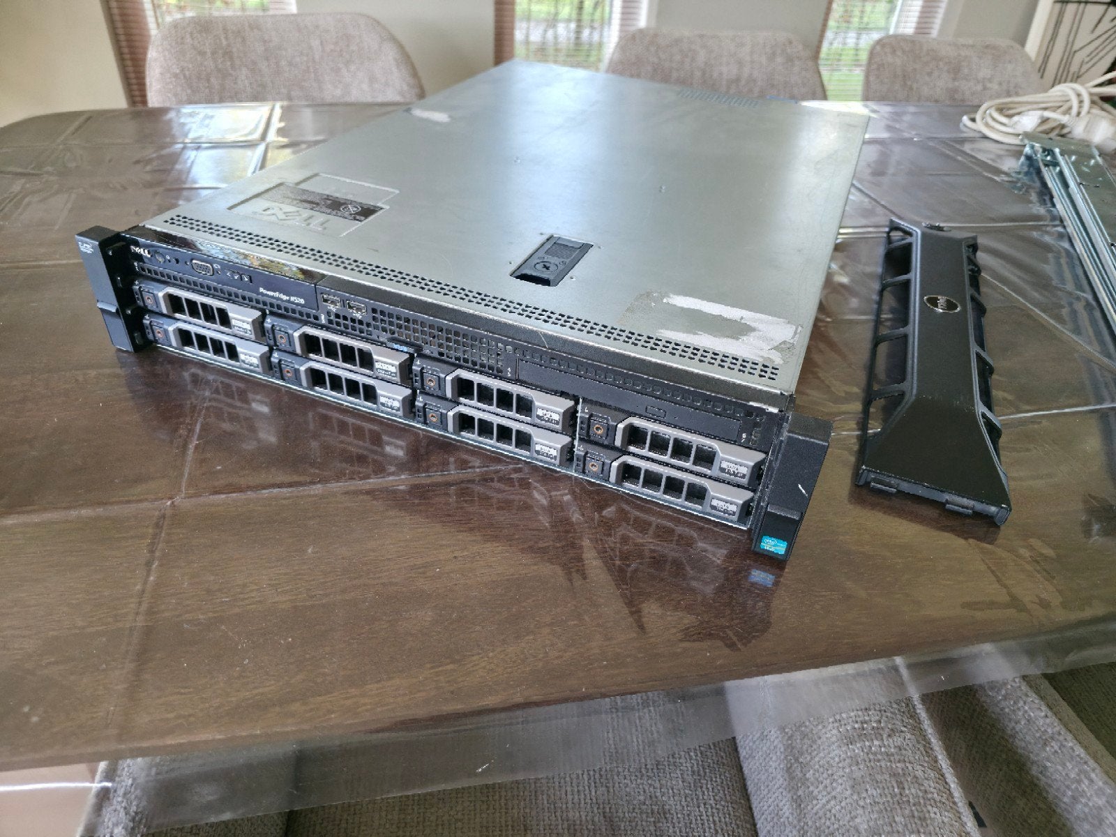 Dell R520 | 2x E5-2440 | 160GB DDR3, Ophalen