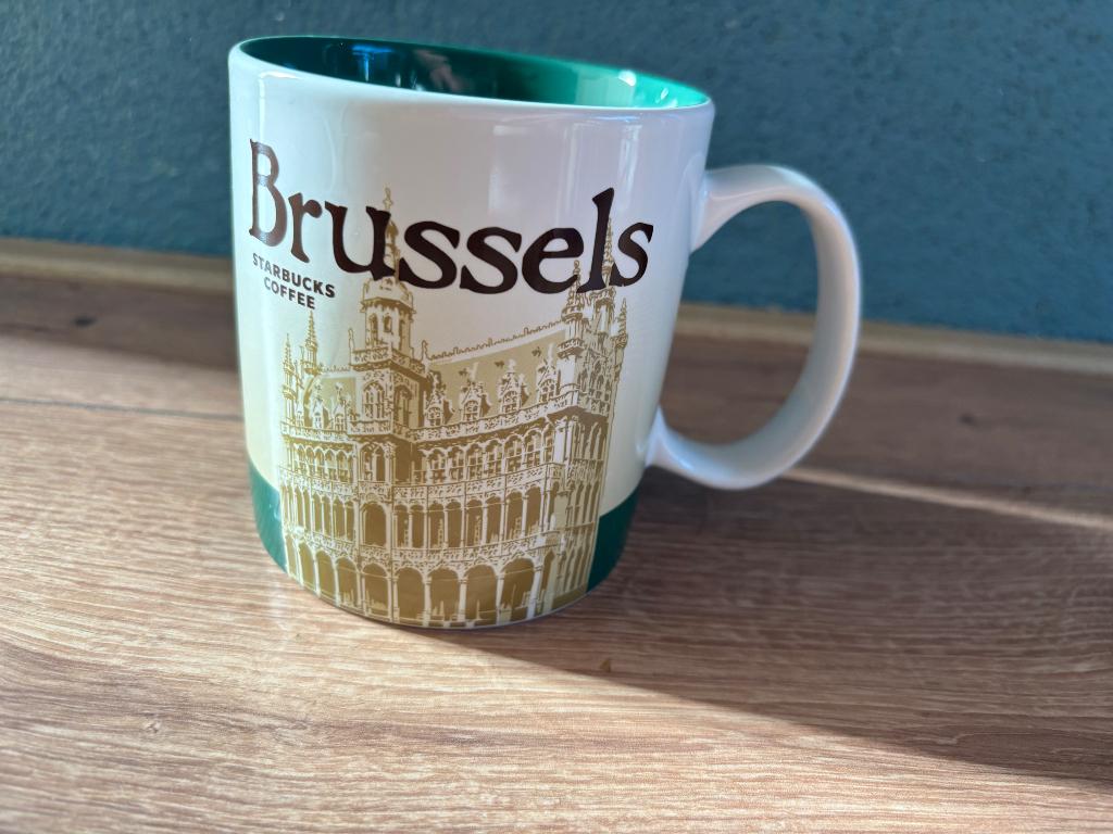 Starbucks mok Brussel, Ophalen, Zo goed als nieuw, Overige stijlen, Kop(pen) en/of Schotel(s)
