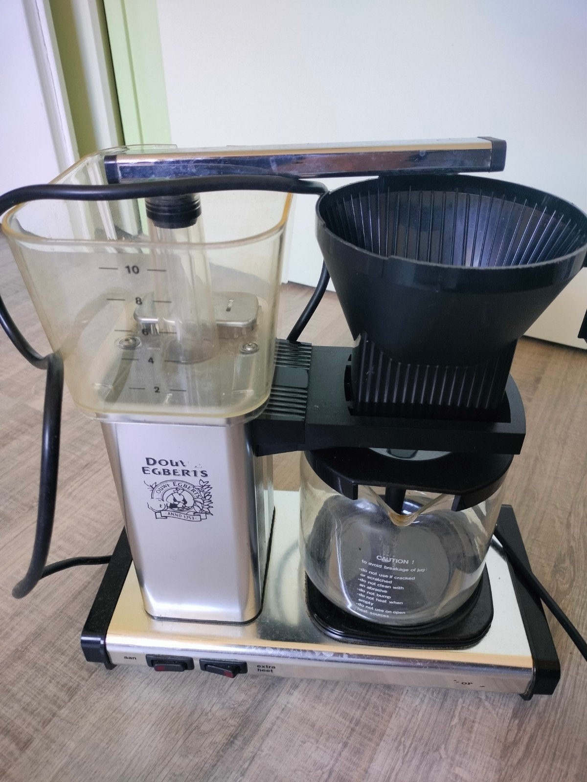 Douwe Egberts Koffiezetapparaat - Gebruikt, Gebruikt, 10 kopjes of meer, Koffiemachine, Gemalen koffie