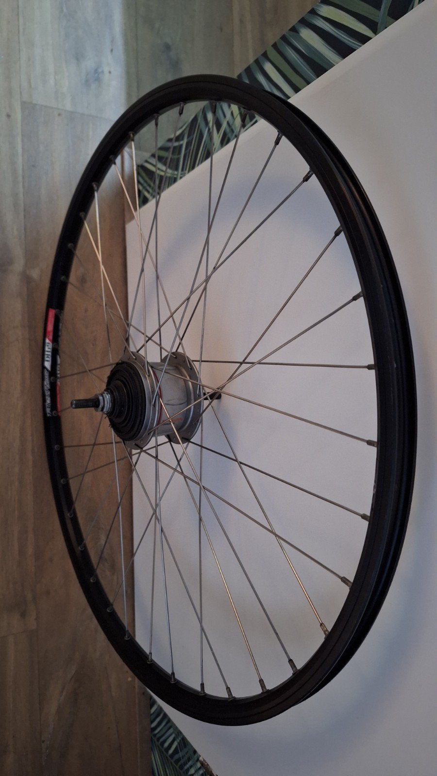 Achterwiel 28 inch met Shimano Nexus 8 naaf, Wiel, Gebruikt, Stadsfiets, Ophalen of Verzenden