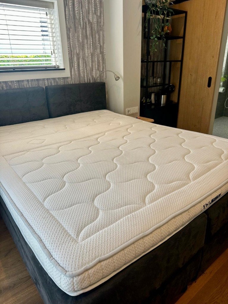 Swiss Sense boxspring in erg goede staat 160x200 / 2x 80x200, Ophalen, Zwart, Tweepersoons, Zo goed als nieuw