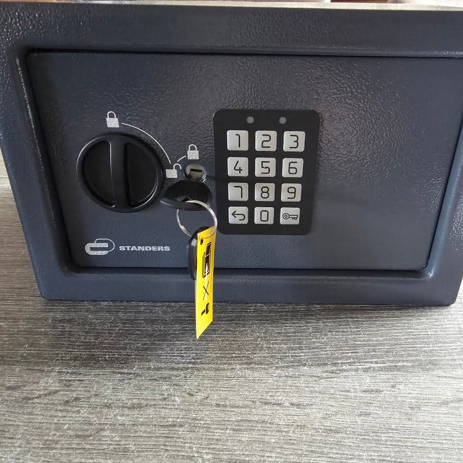 Standerds Easy Electronic Safe -  Nieuw, Ophalen of Verzenden, Nieuw, Brandkast