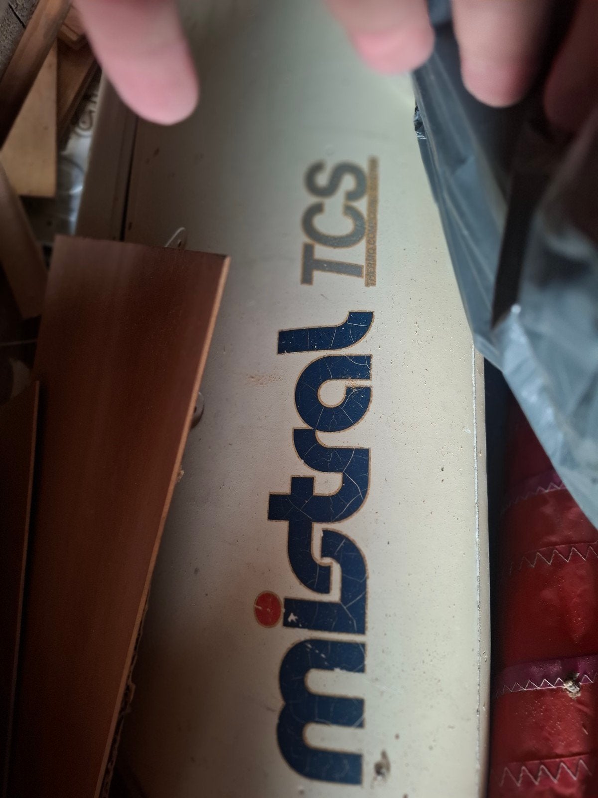 Mistral Talos Windsurfplank met zeilen, Watersport en Boten, Ophalen