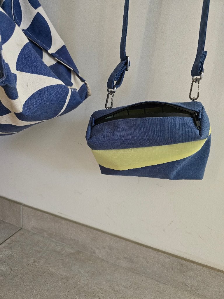 Tas Susan Bijl, Sieraden, Tassen en Uiterlijk, Ophalen of Verzenden, Zo goed als nieuw, Blauw, Schoudertasje