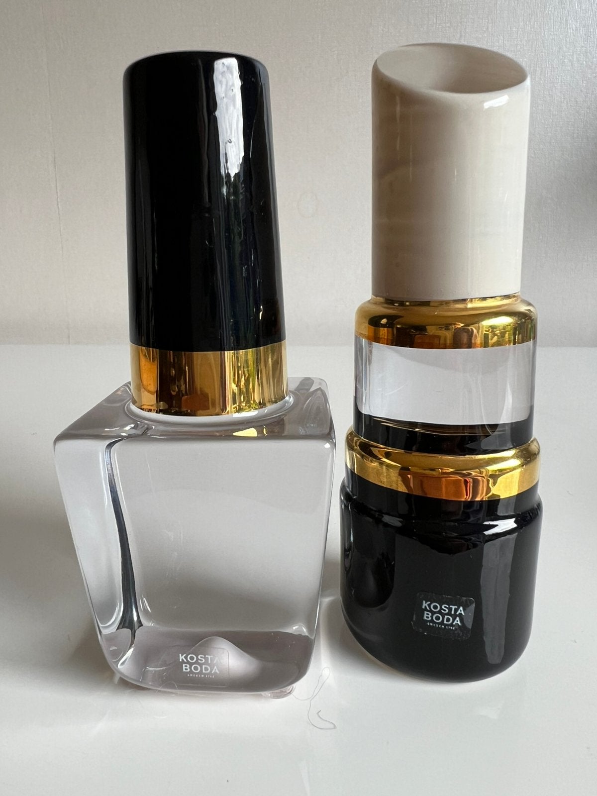 Kosta Boda ‘Make Up’ Nailpolish Lipstick Nude Jungnelius, Antiek en Kunst, Ophalen of Verzenden, Object, Glas
