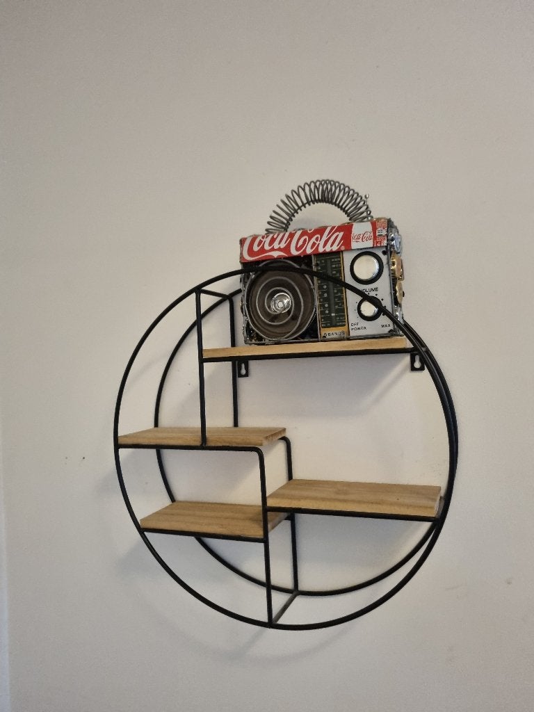 Rond wandrekje met vintage radio-decoratie, miniprijsje, Huis en Inrichting, Ophalen, Zo goed als nieuw