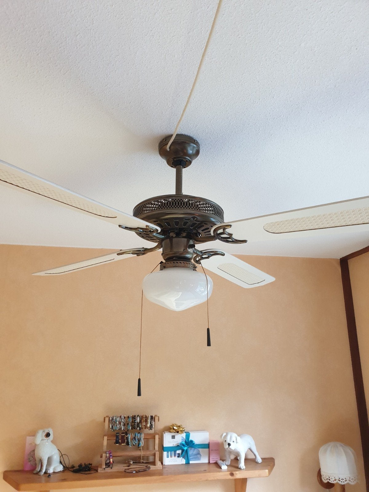 Bronzen plafond ventilator met lamp, Ophalen, Zo goed als nieuw, Plafondventilator