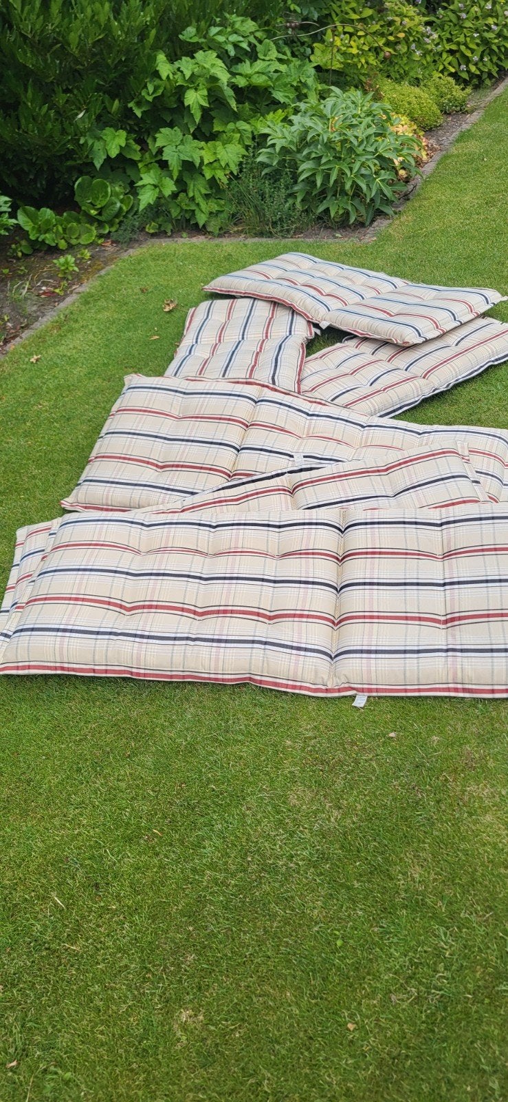 Comfortabele tuinkussens met streepdessin, Ophalen of Verzenden, Gebruikt