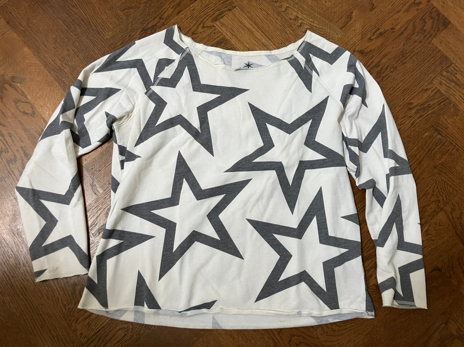 Juvia (CS) sweater, Ophalen of Verzenden, Zo goed als nieuw, Maat 38/40 (M)