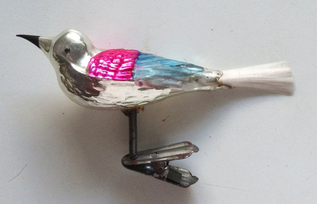 Oude Kerstbal: Vogel op knijper (roze + blauwe vleugels ), Ophalen of Verzenden