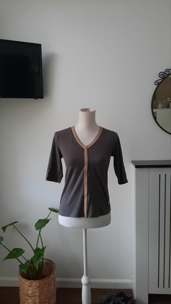 Shirt merk delousion maat m grijs met beige bies driekwart m, Maat 38/40 (M), Delousion, Ophalen of Verzenden, Zo goed als nieuw