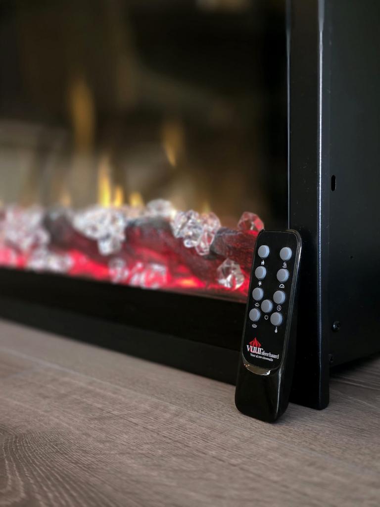 Sfeerhaard met warmte, houtblokken en kristallen, Huis en Inrichting, Haarden, Ophalen, Nieuw, Inbouwhaard, Elektrische haard