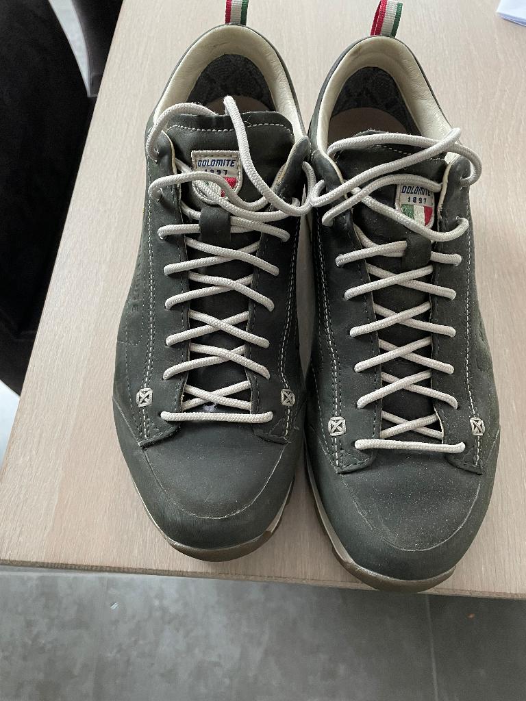 2 paar Dolemite heren schoenen €100, Ophalen